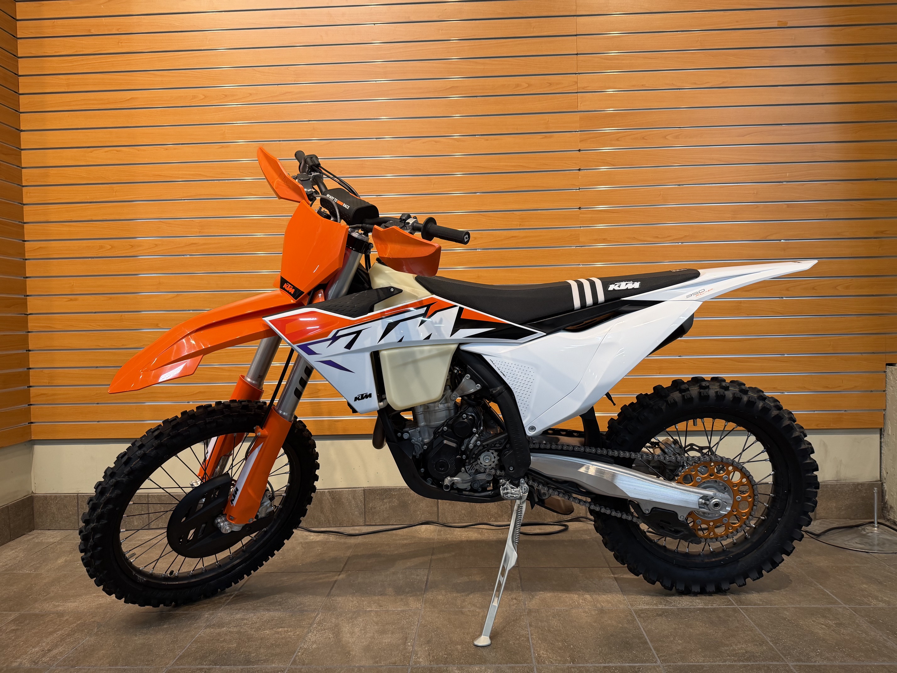 2023 KTM 350 XC-F DIRT BIKE
