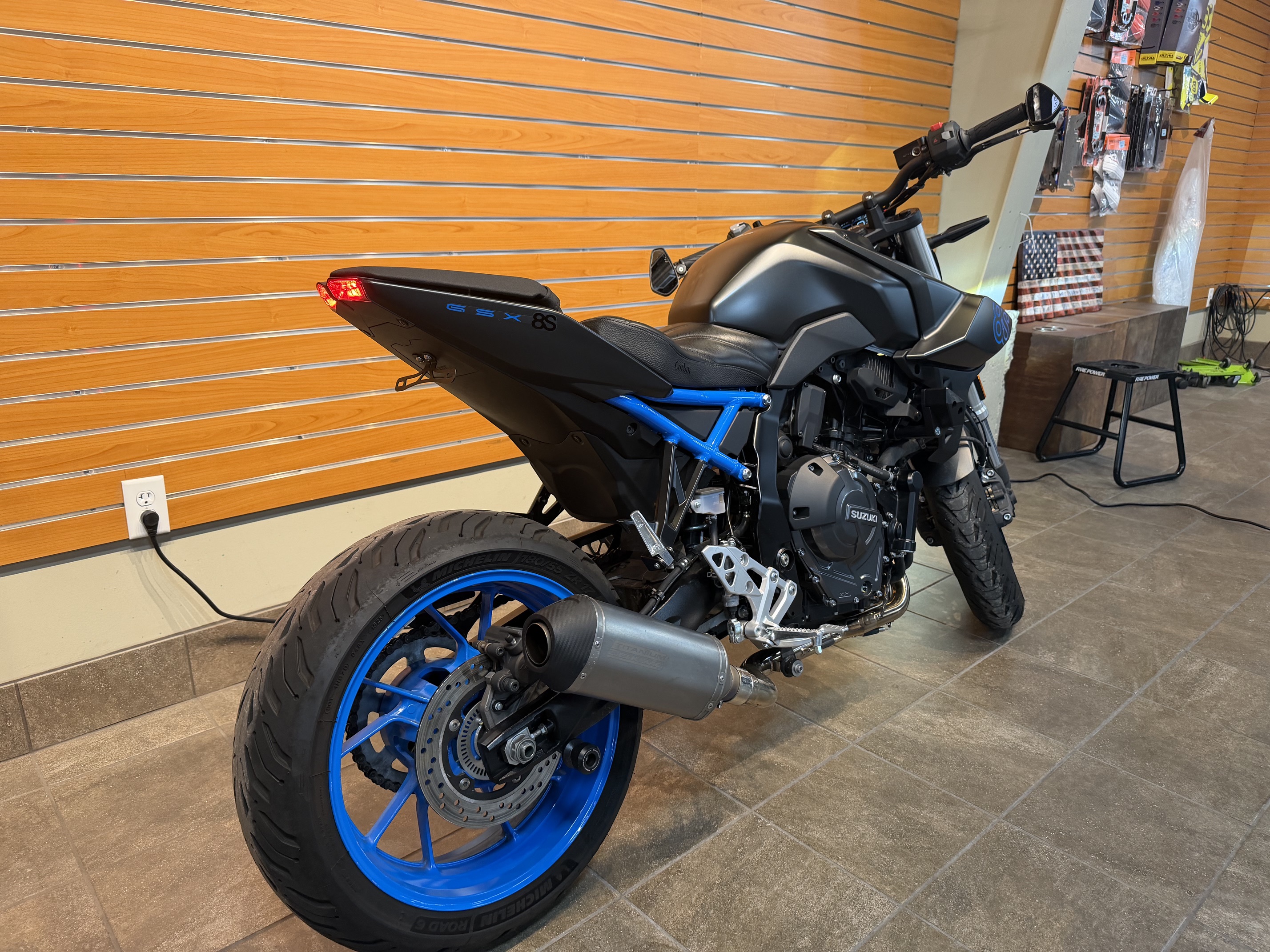 2024 SUZUKI GSX-8S MOTORCYCLE