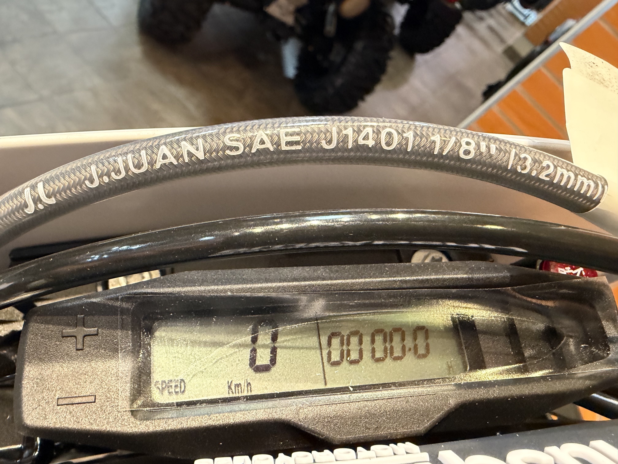 2027 Husqvarna TE 300 DIRT BIKE