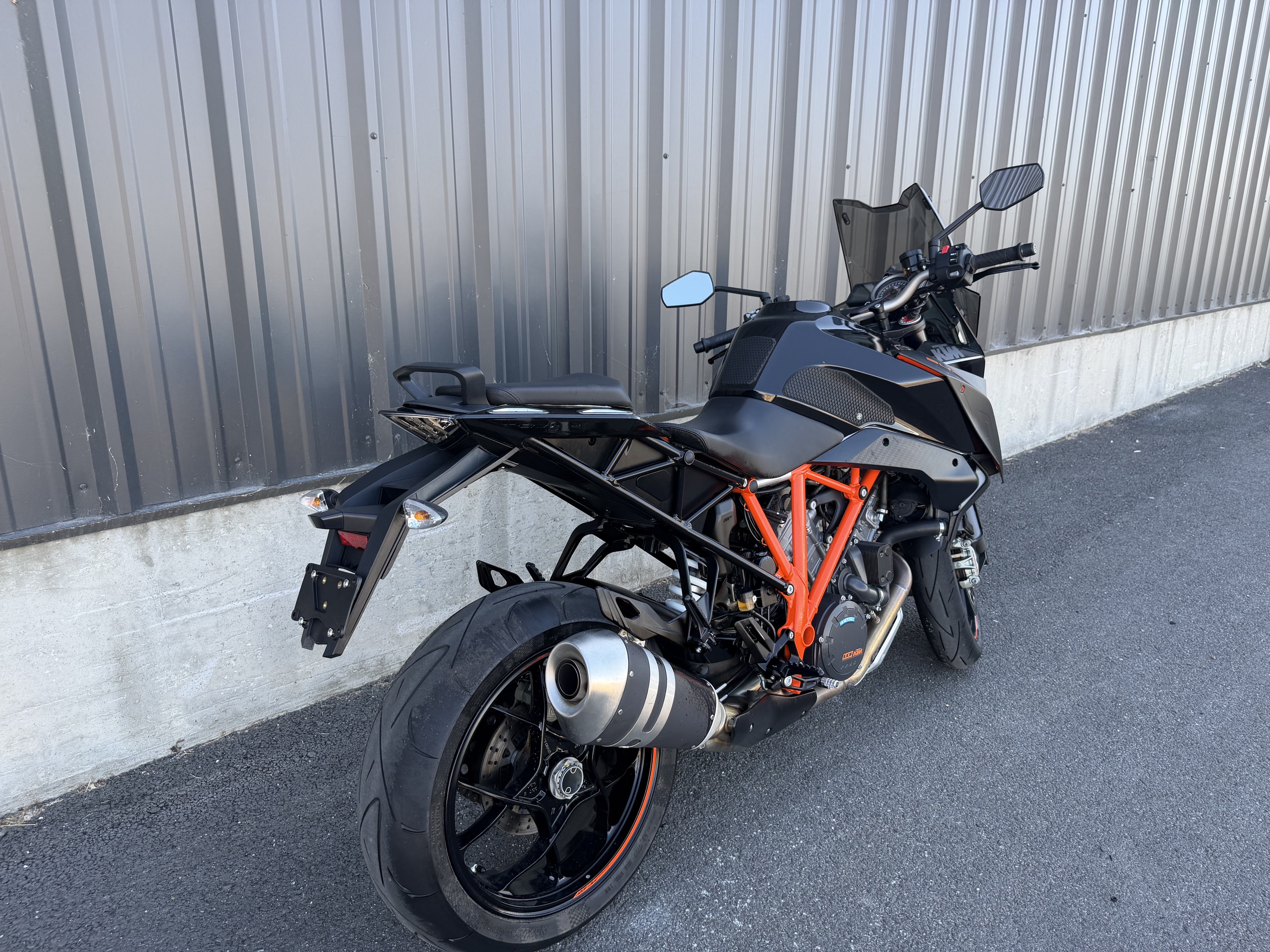 2017 KTM 1290 SUPER DUKE GT MOTORCYCLE