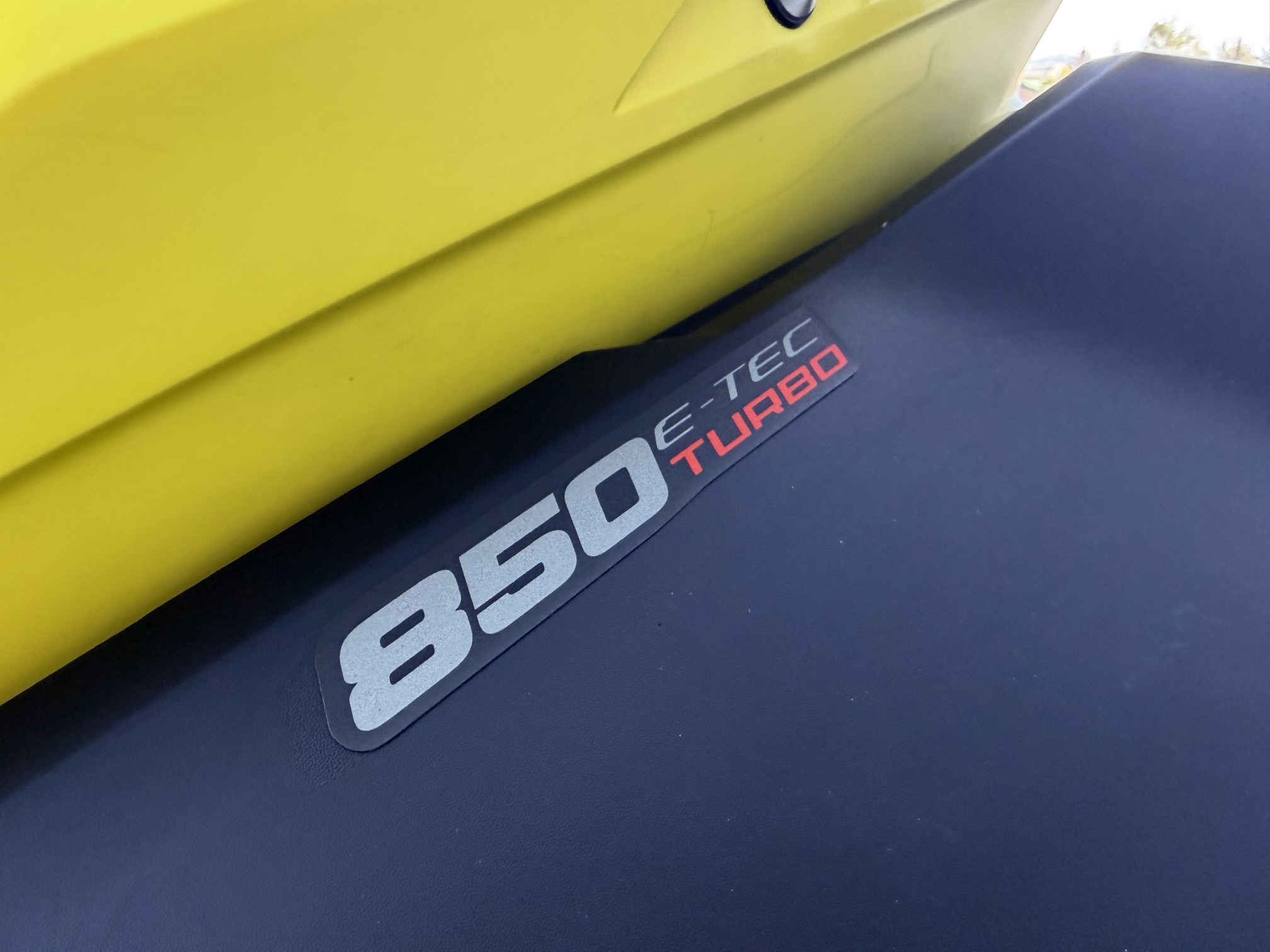 2020 SKI-DOO Ski-Doo Summit 165 850 E-TEC Turbo-S SNOWMOBILE