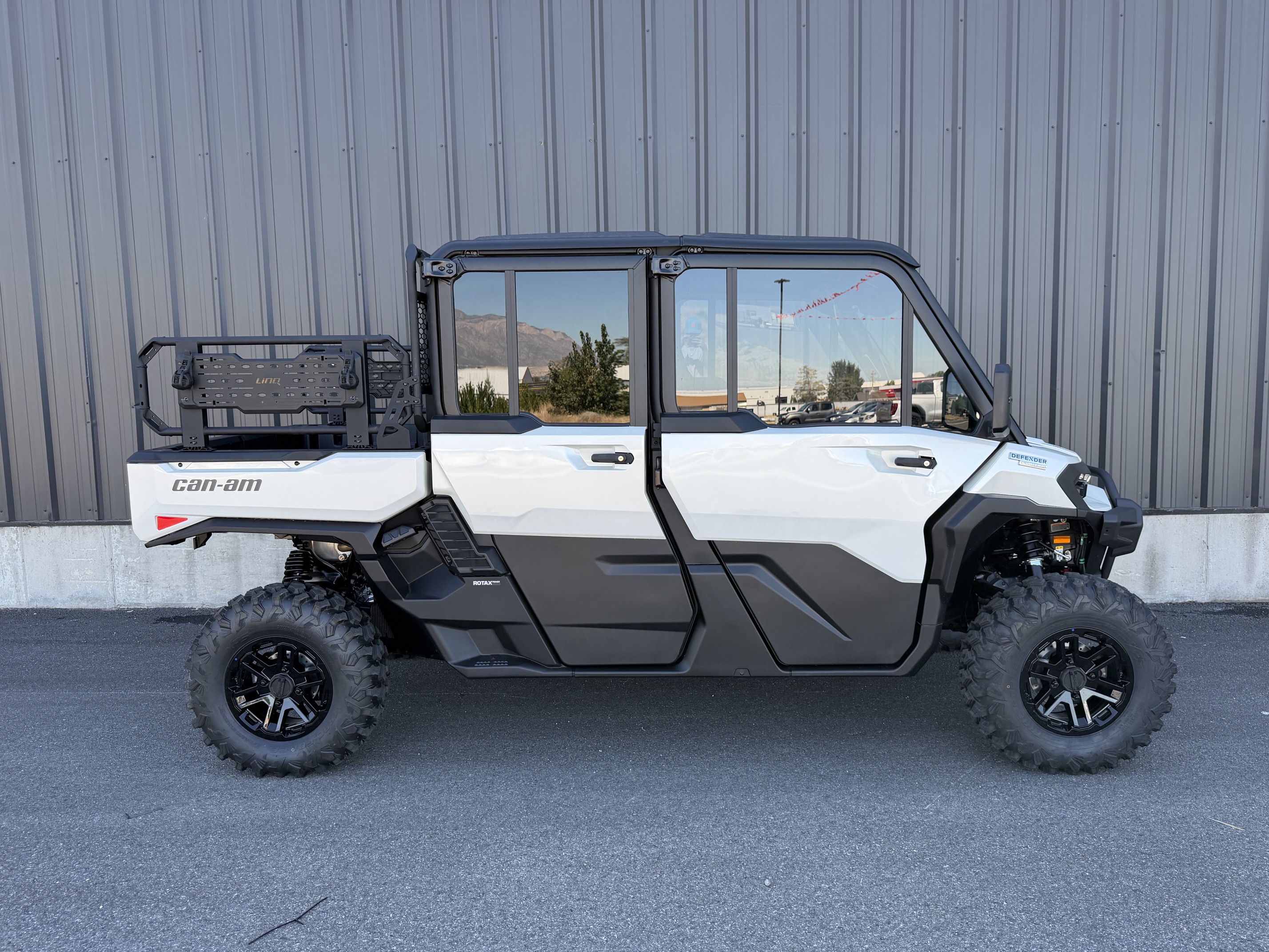2026 Can-Am Defender MAX Limited HD11 UTV