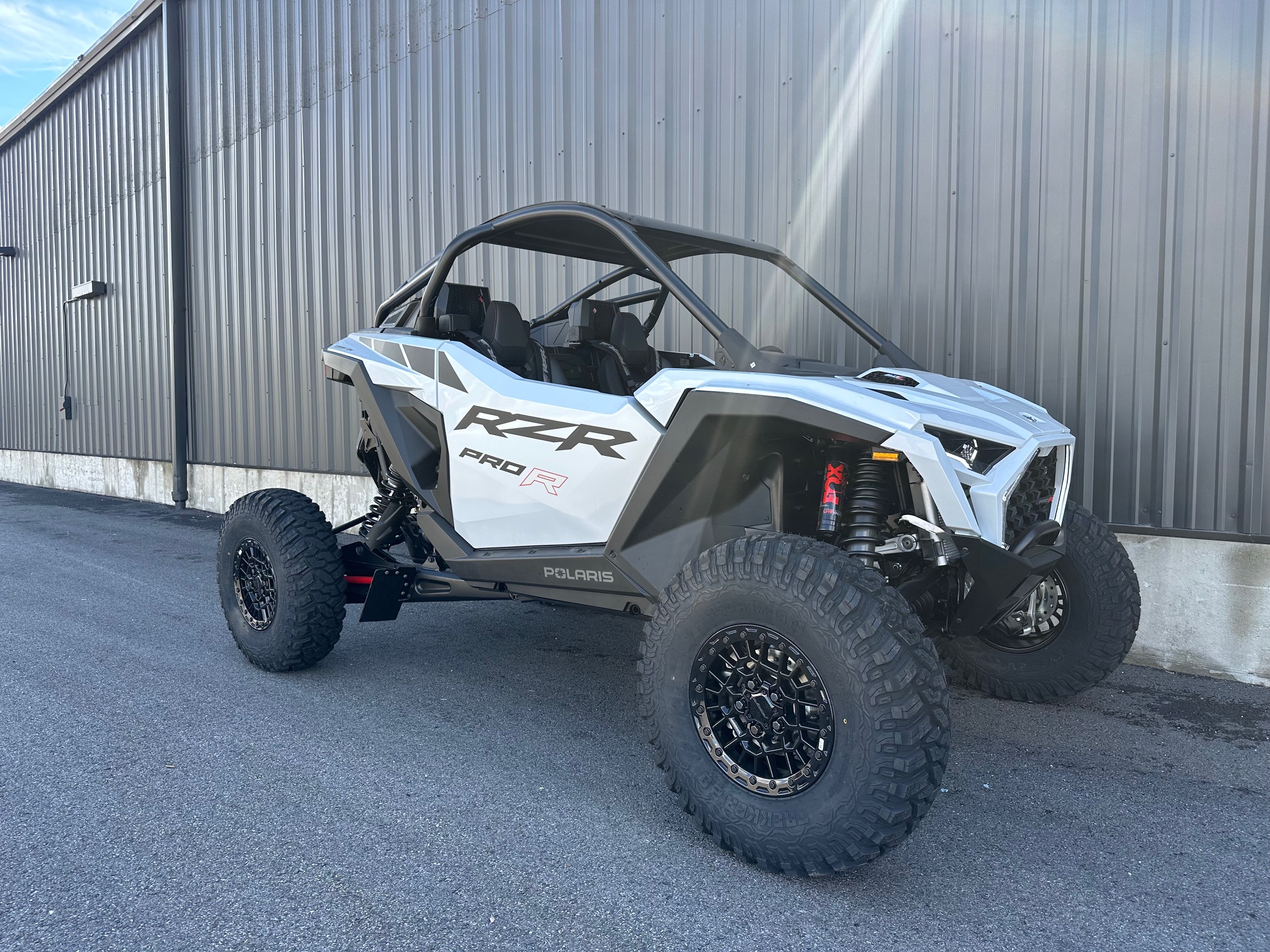 2026 POLARIS RZR Pro R Ultimate UTV