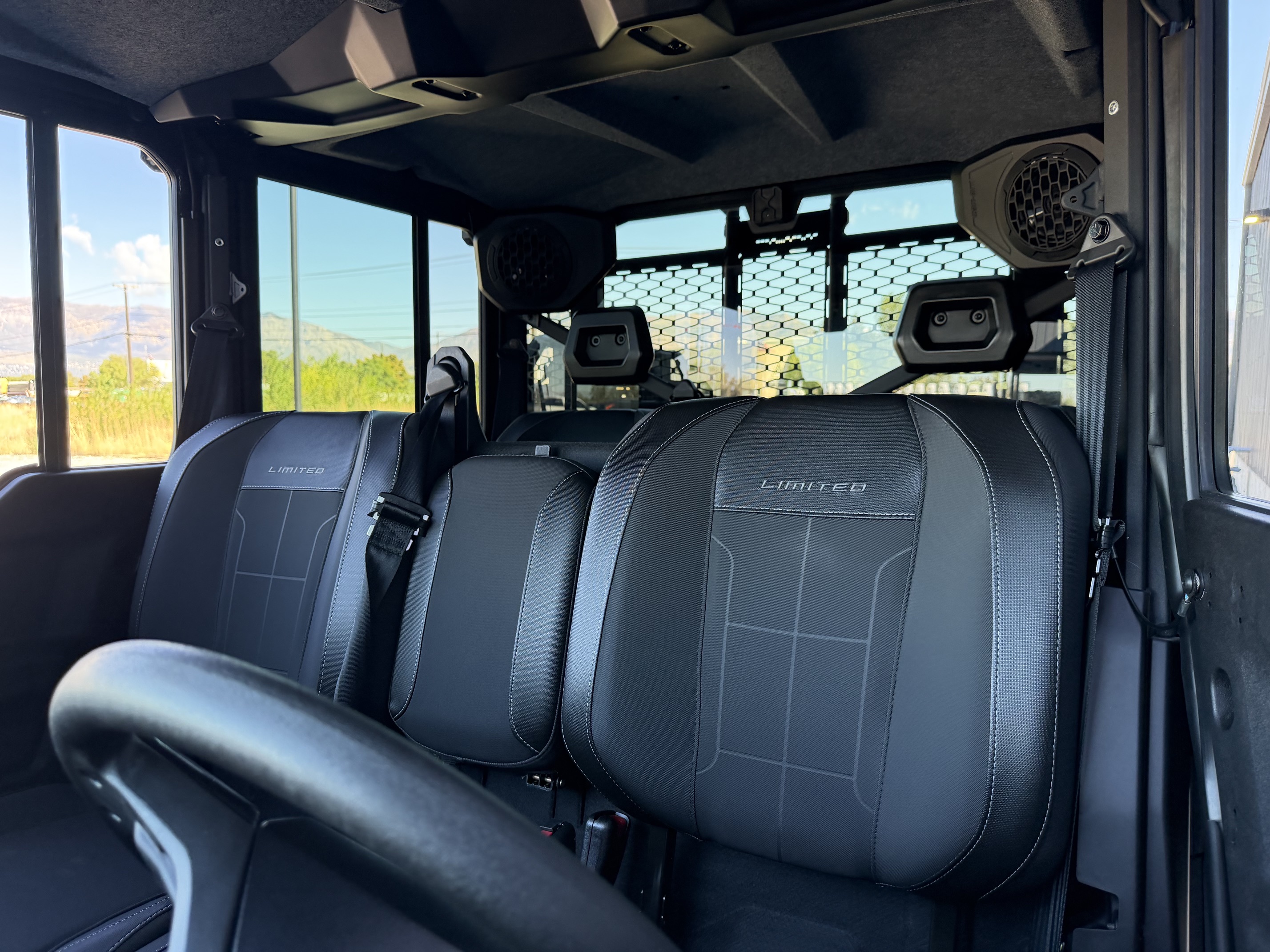 2027 CAN-AM Defender XU MAX Limited UTV