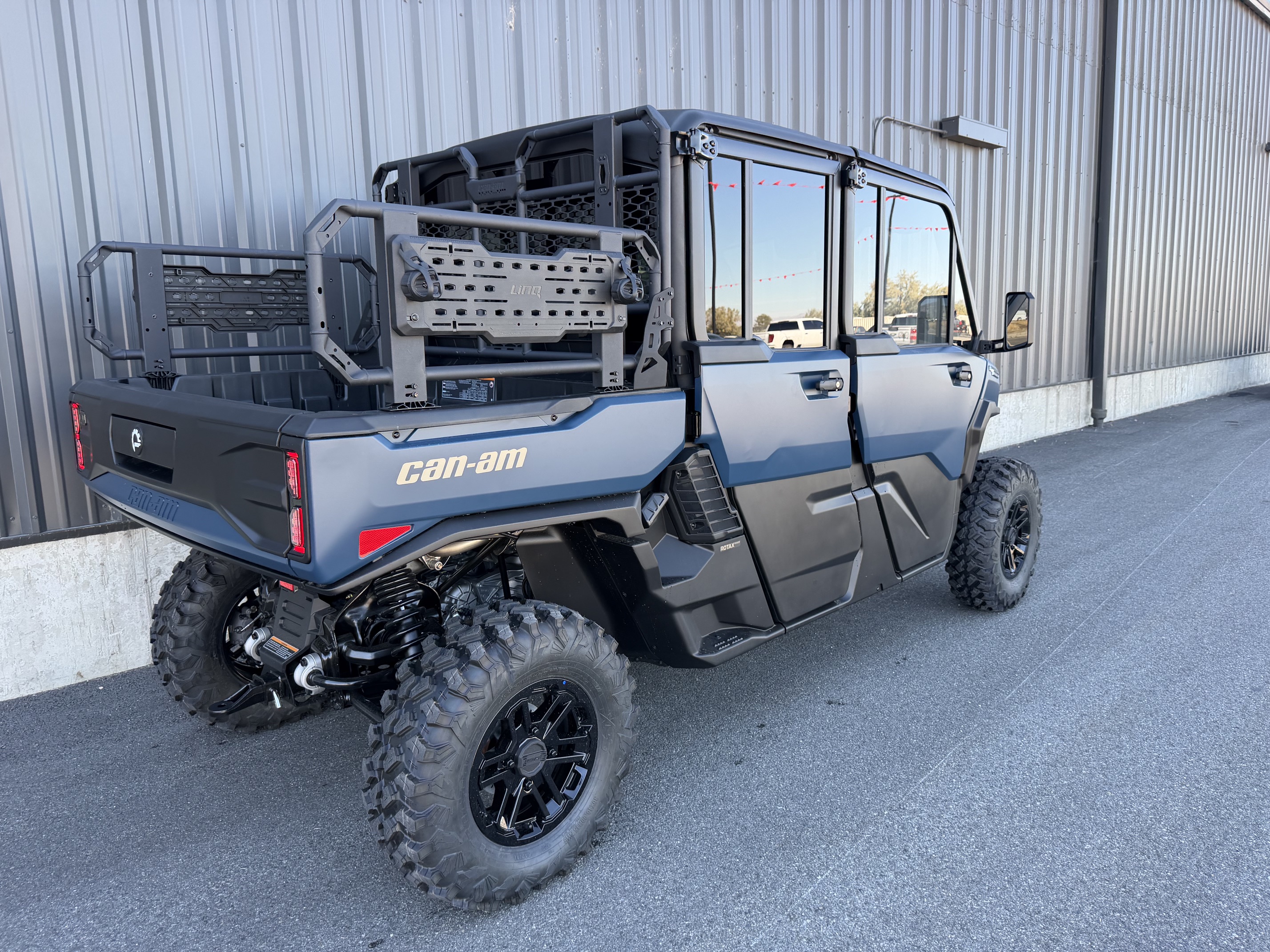 2027 CAN-AM Defender XU MAX Limited UTV