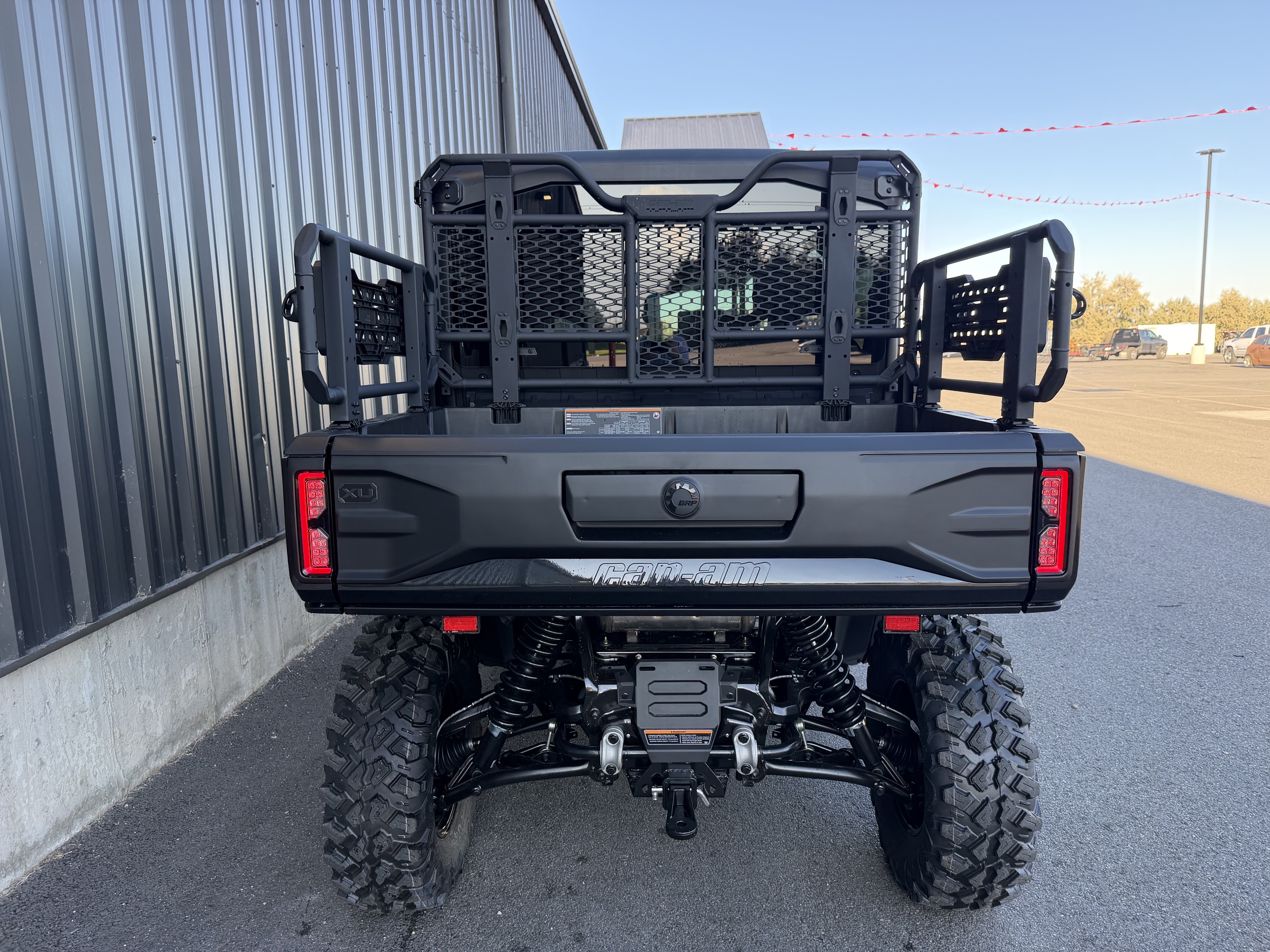 2027 CAN-AM Defender XU MAX LONE STAR CAB UTV