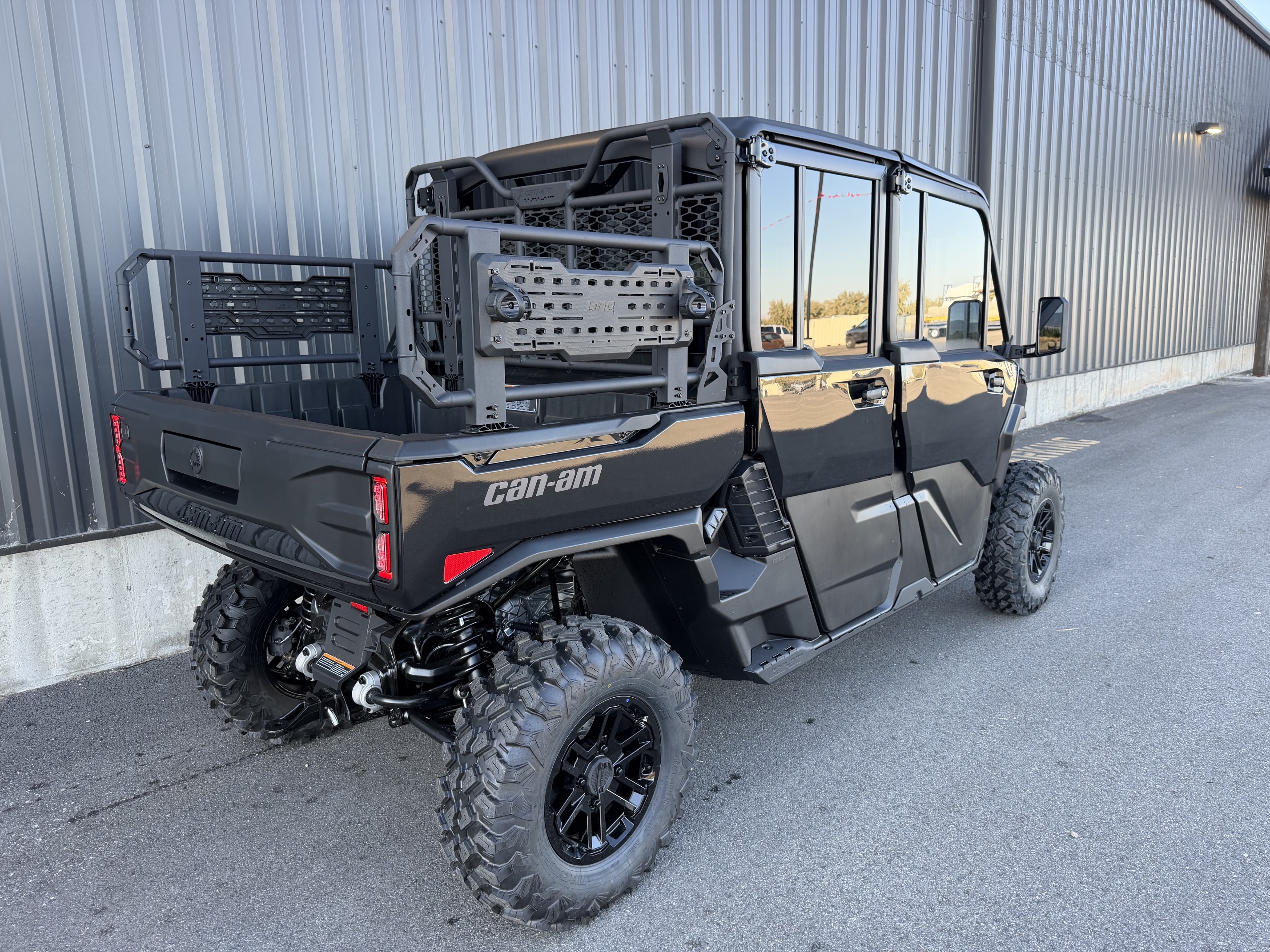 2027 CAN-AM Defender XU MAX LONE STAR CAB UTV