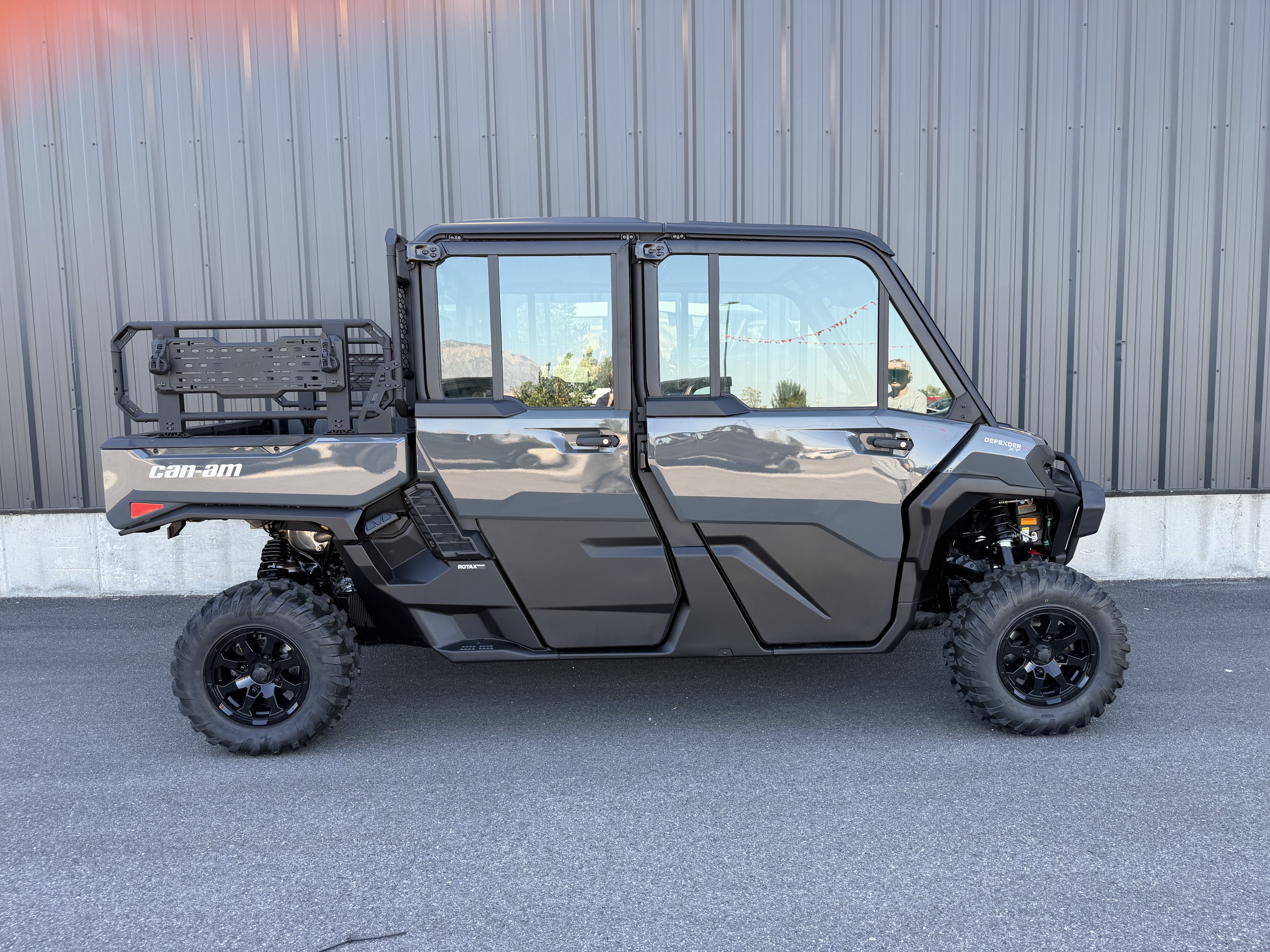 2027 Can-Am Defender XU MAX XT CAB