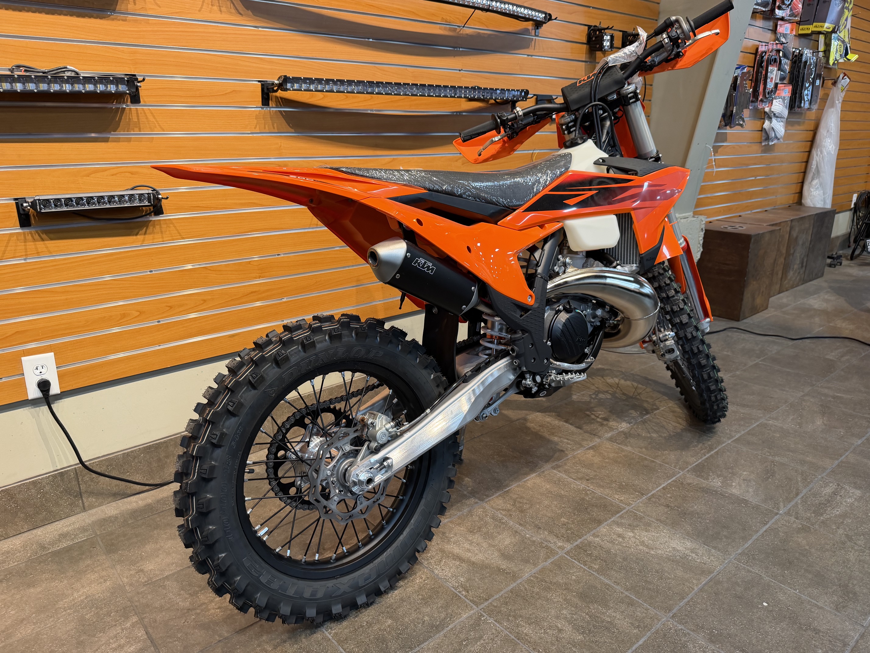 2027 KTM 300 XC DIRT BIKE