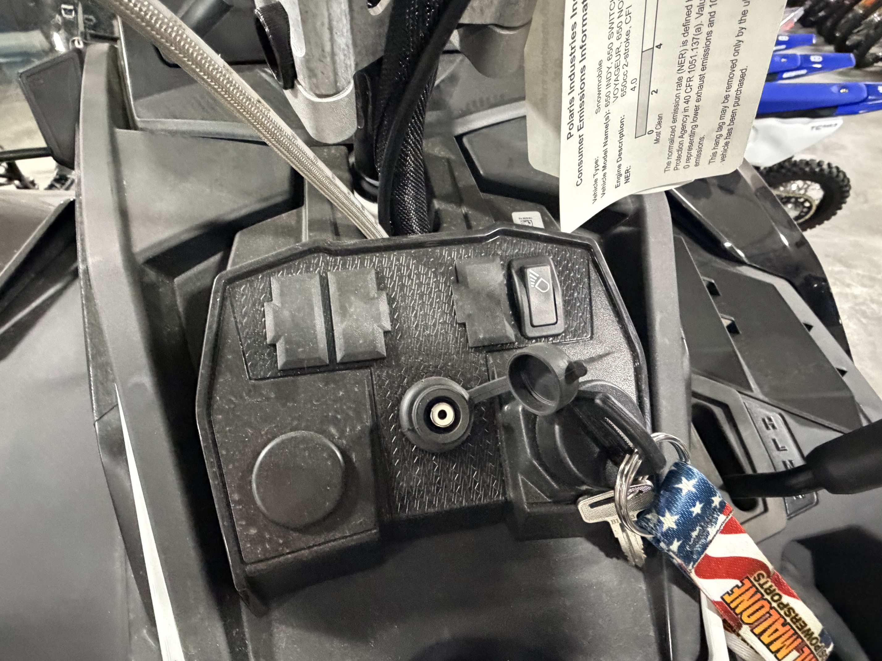 2027 POLARIS 650 TITAN SP 155 SNOWMOBILE
