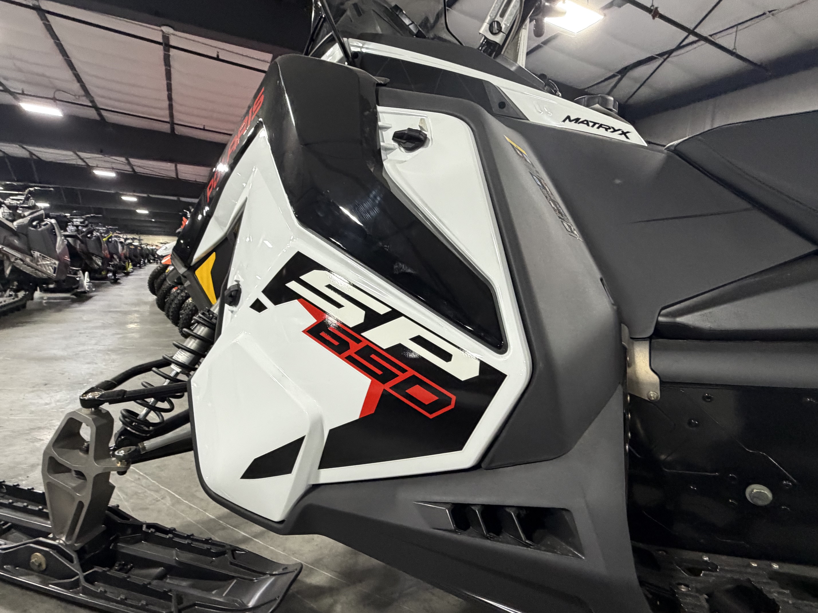2027 POLARIS 650 TITAN SP 155 SNOWMOBILE