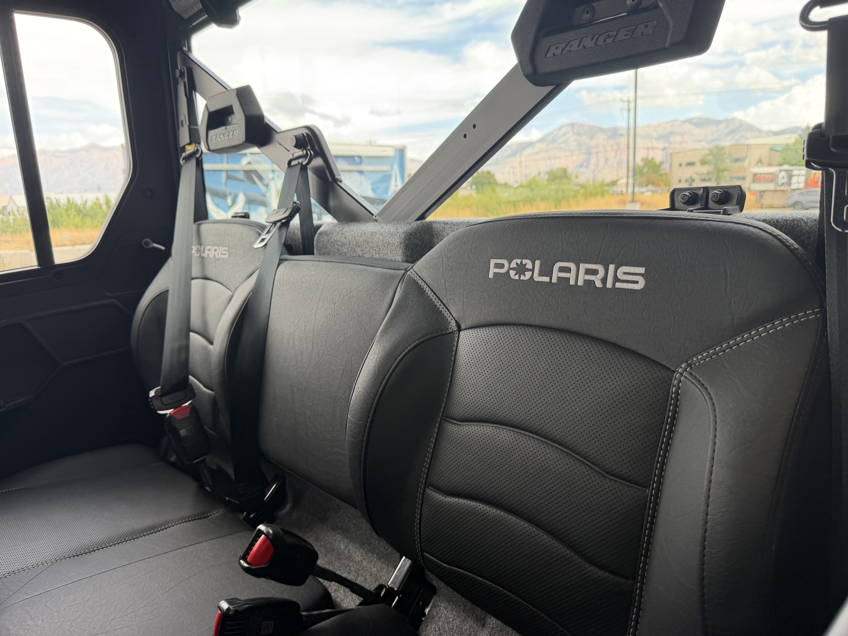 2027 Polaris RANGER CREW XP 1000 NorthStar Premium UTV
