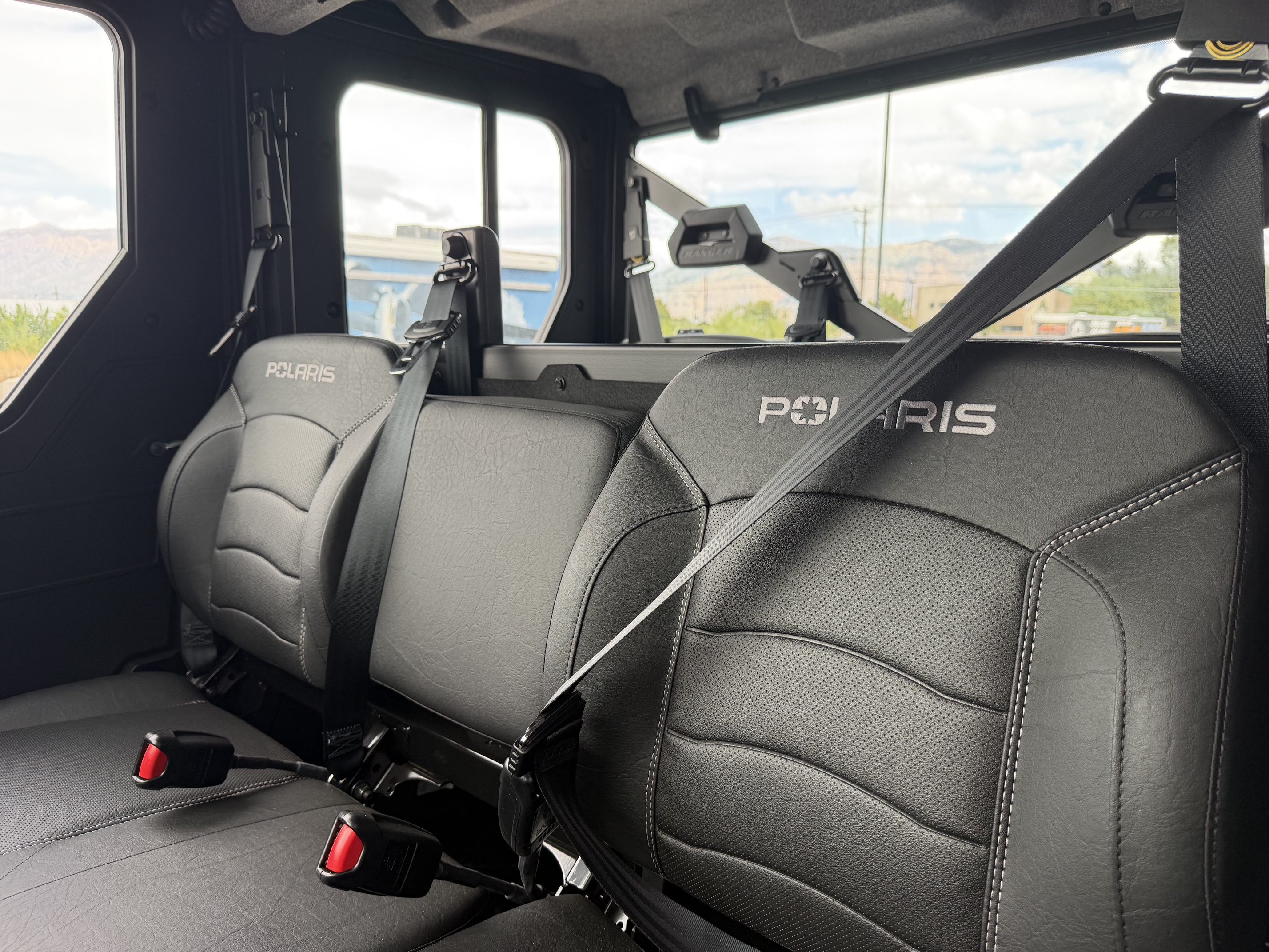 2027 Polaris RANGER CREW XP 1000 NorthStar Premium UTV
