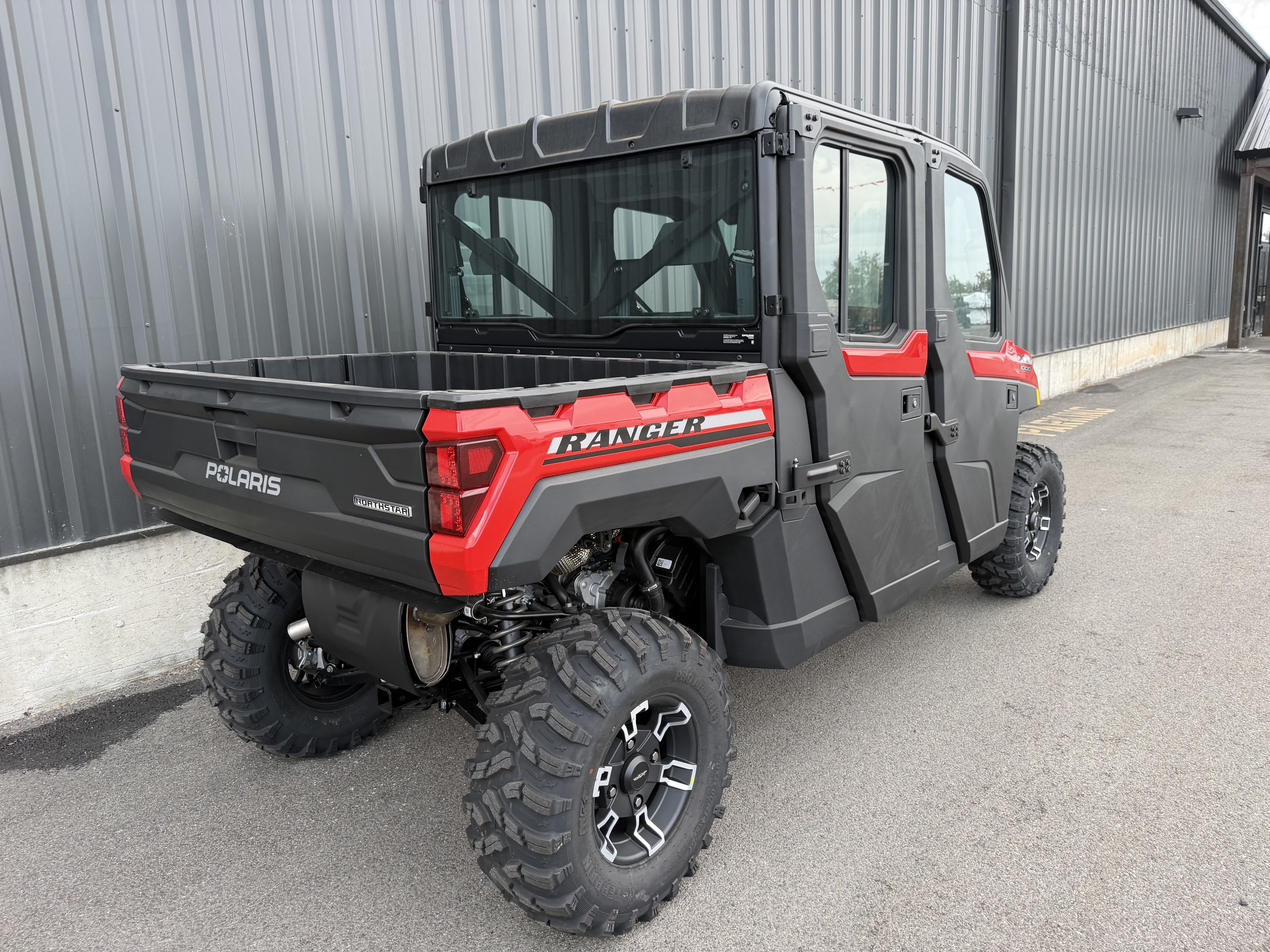 2027 Polaris RANGER CREW XP 1000 NorthStar Premium UTV