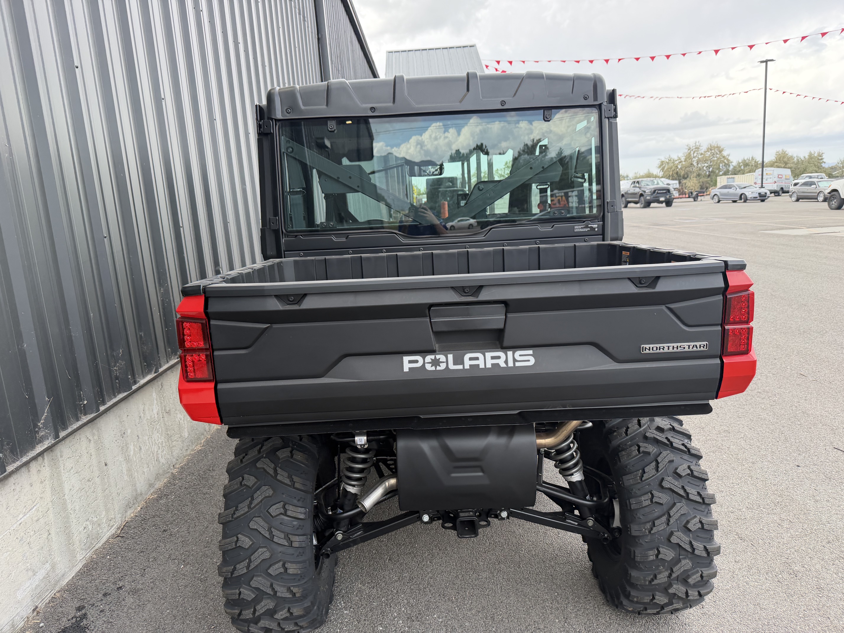2027 Polaris RANGER CREW XP 1000 NorthStar Premium UTV