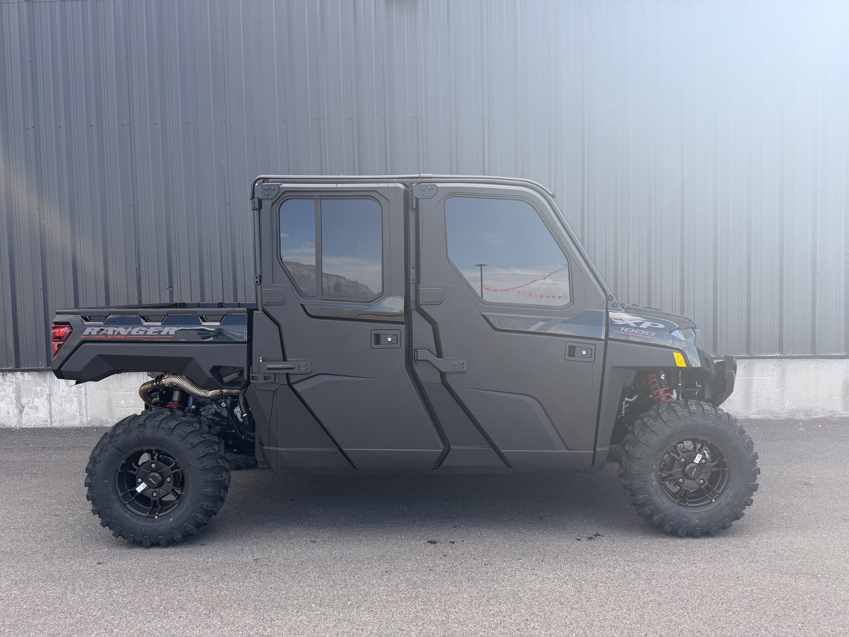 2027 Polaris RANGER CREW XP 1000 Northstar Trail Boss Edition UTV