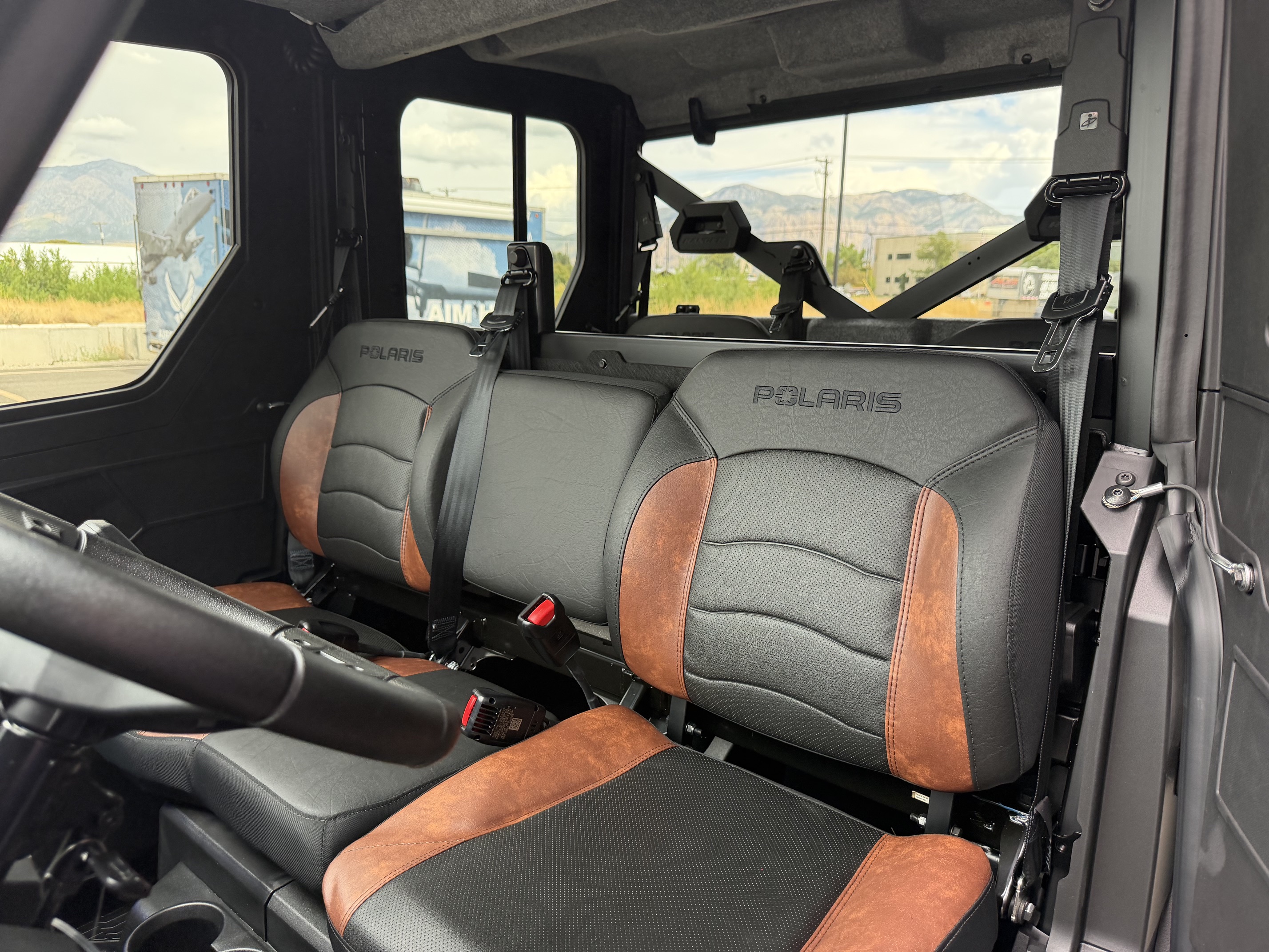 2027 Polaris RANGER CREW XP 1000 NorthStar Ultimate UTV
