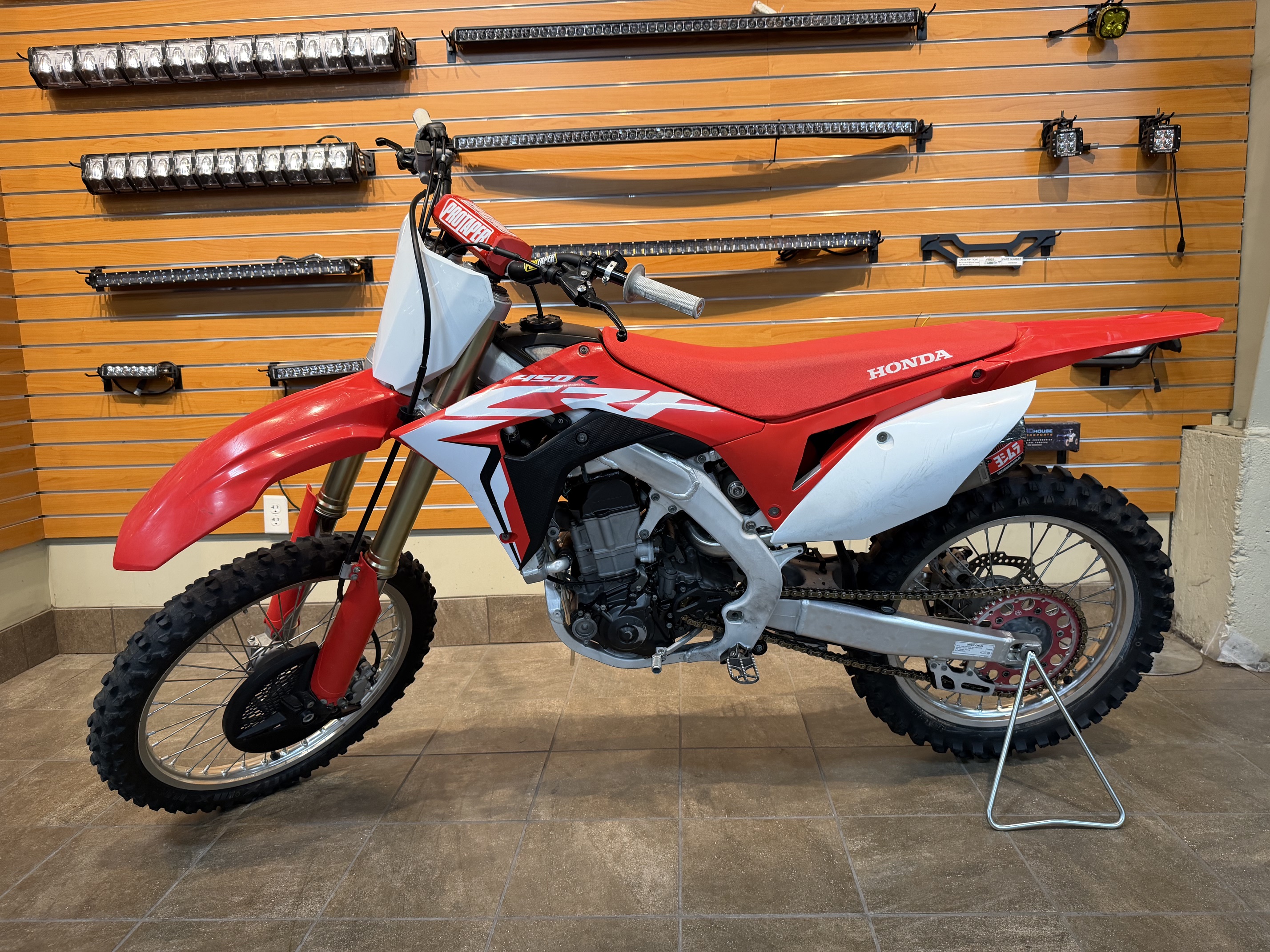 2018 Honda CRF450R DIRT BIKE