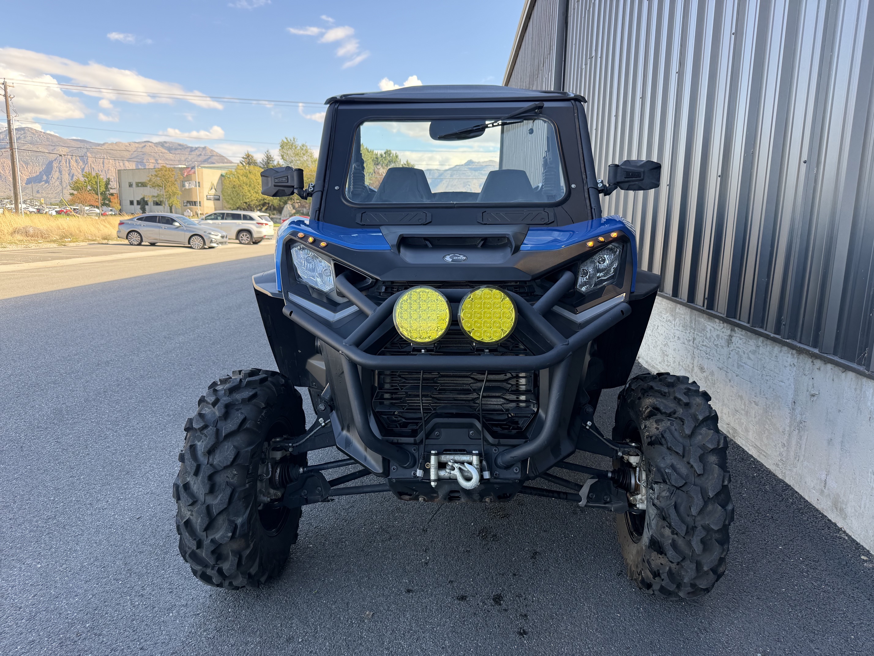 2023 CAN-AM Commander XT 700 UTV