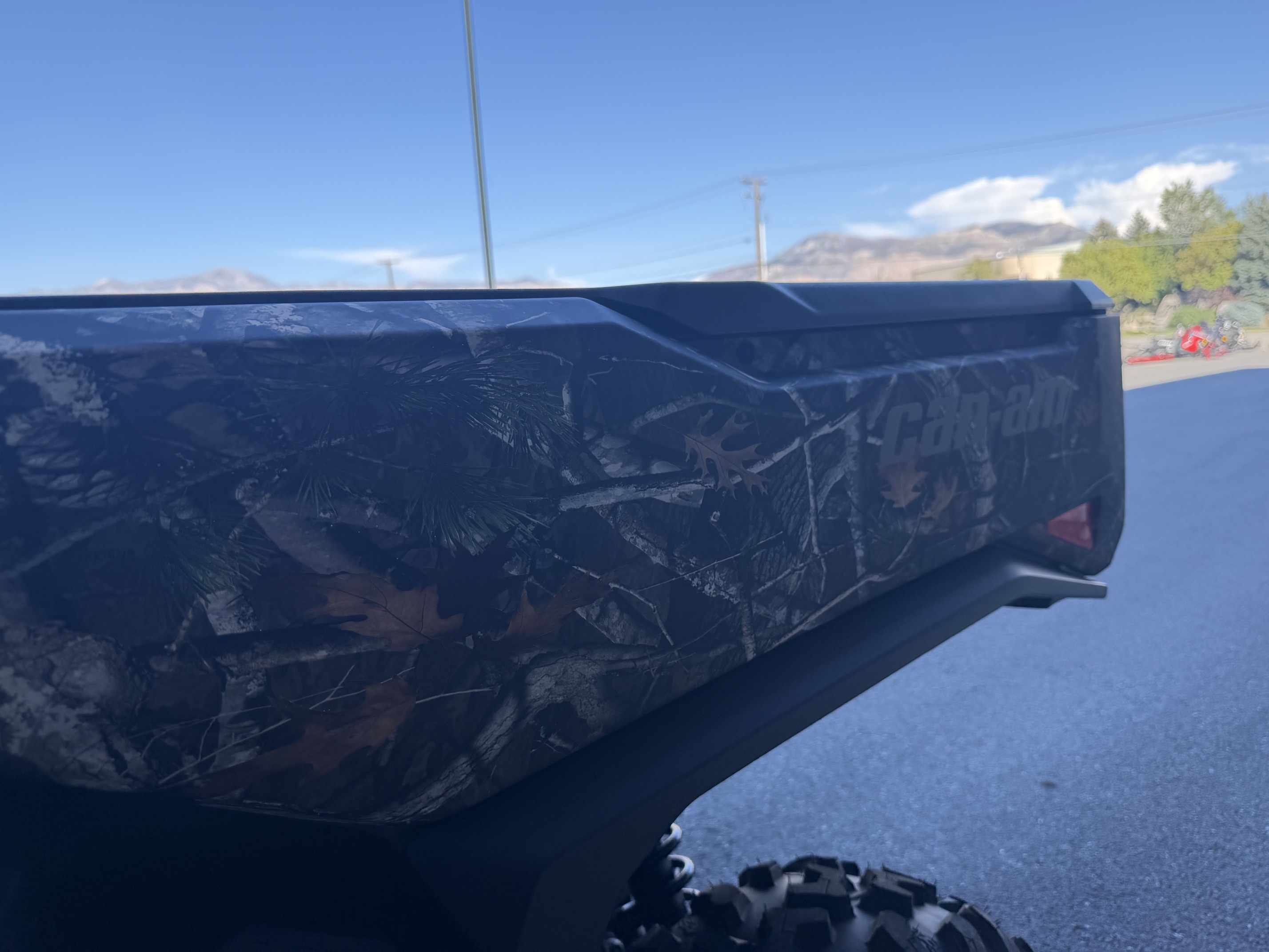 2026 Can-Am Defender XT CAB HD11 UTV