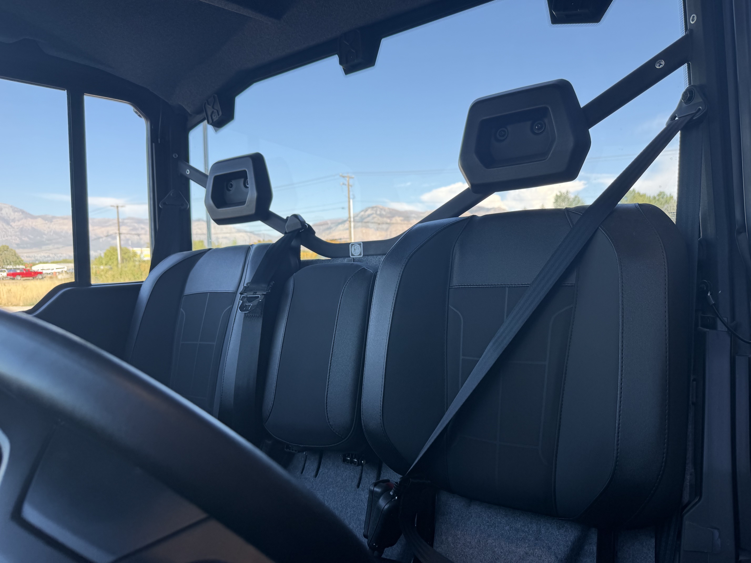2026 Can-Am Defender XT CAB HD11 UTV