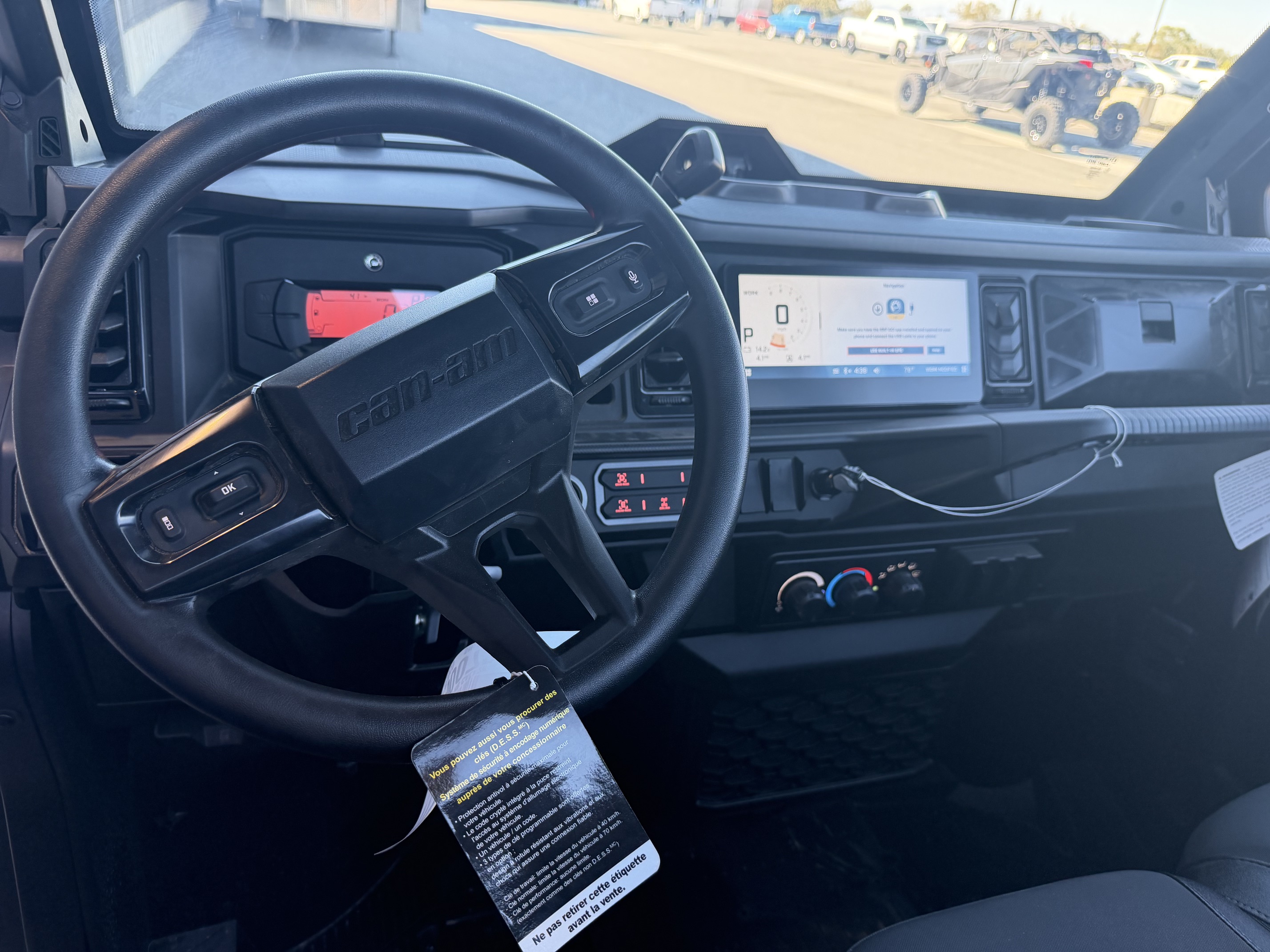 2026 Can-Am Defender XT CAB HD11 UTV