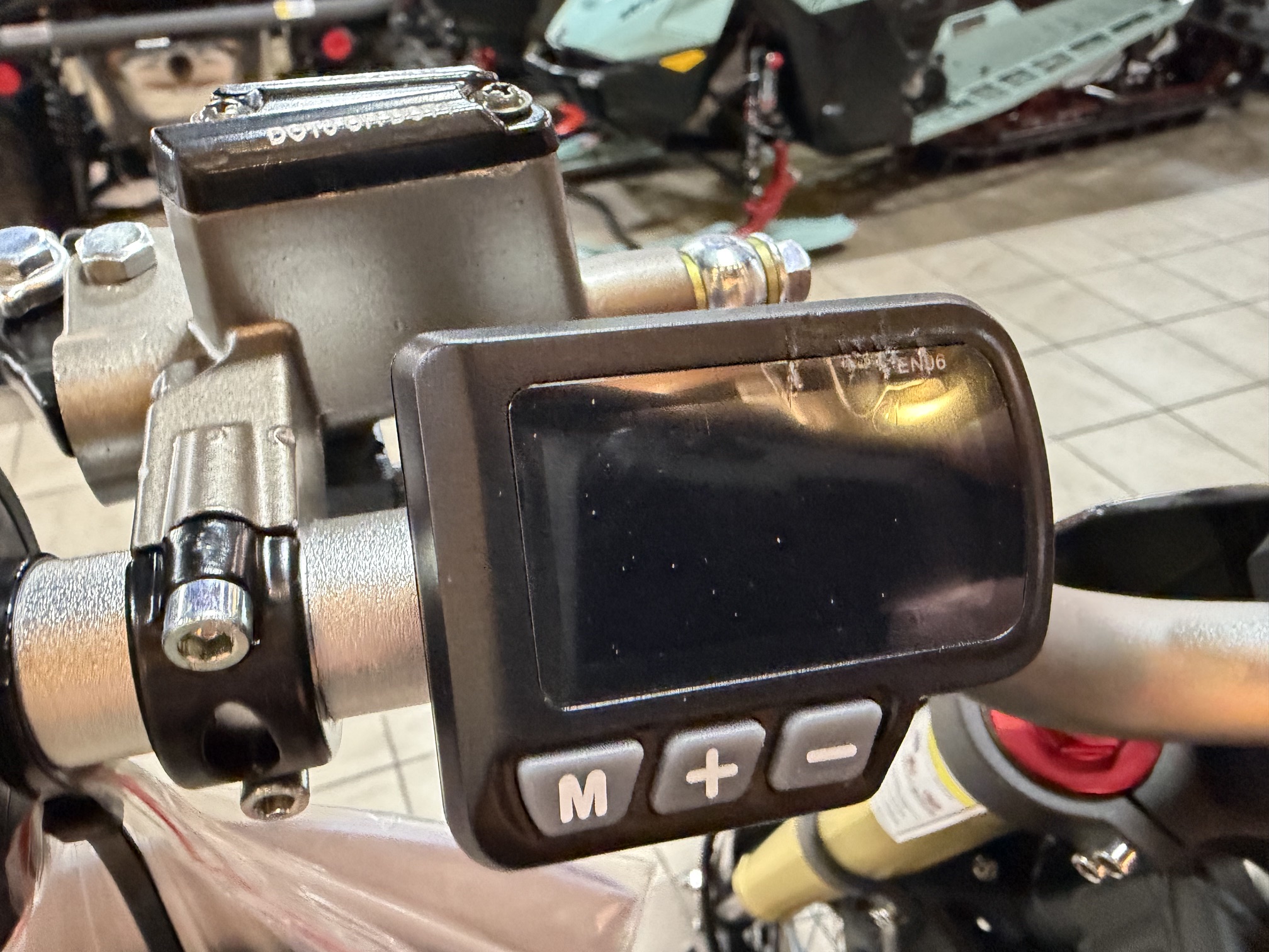 2026 E RIDE KICKIN HP131E 19/16 EBIKES