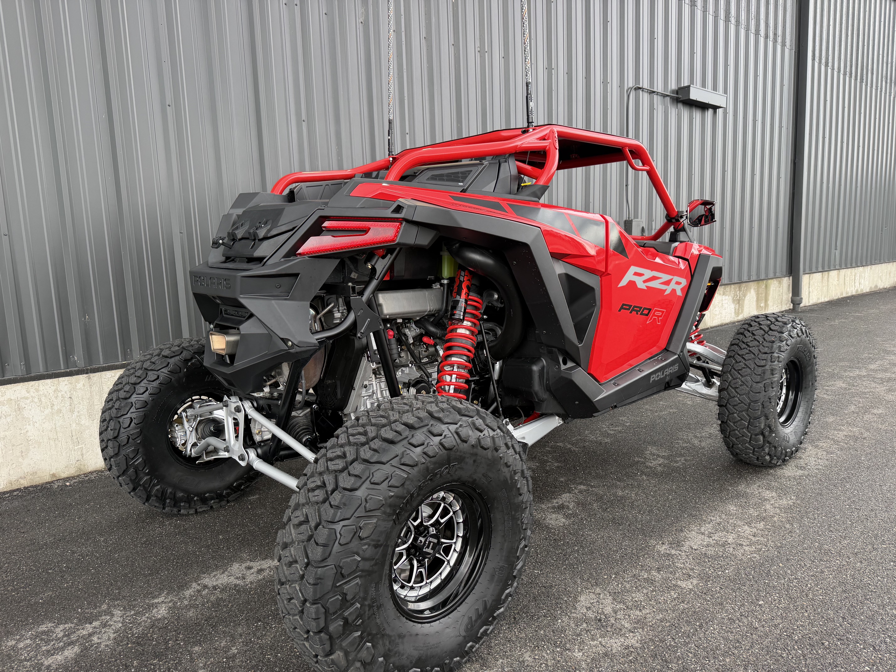 2026 POLARIS RZR PRO R ULTIMATE UTV