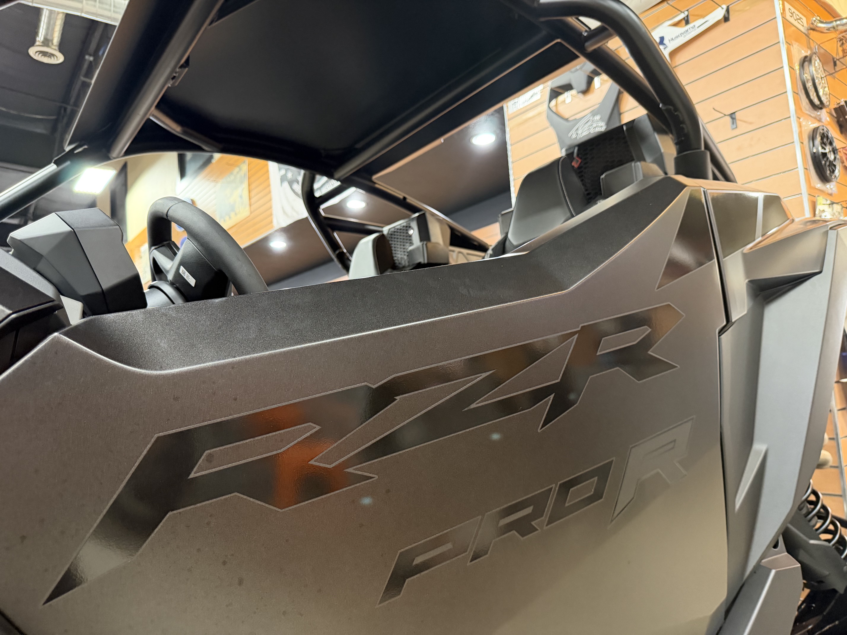 2026 POLARIS RZR Pro R Ultimate UTV