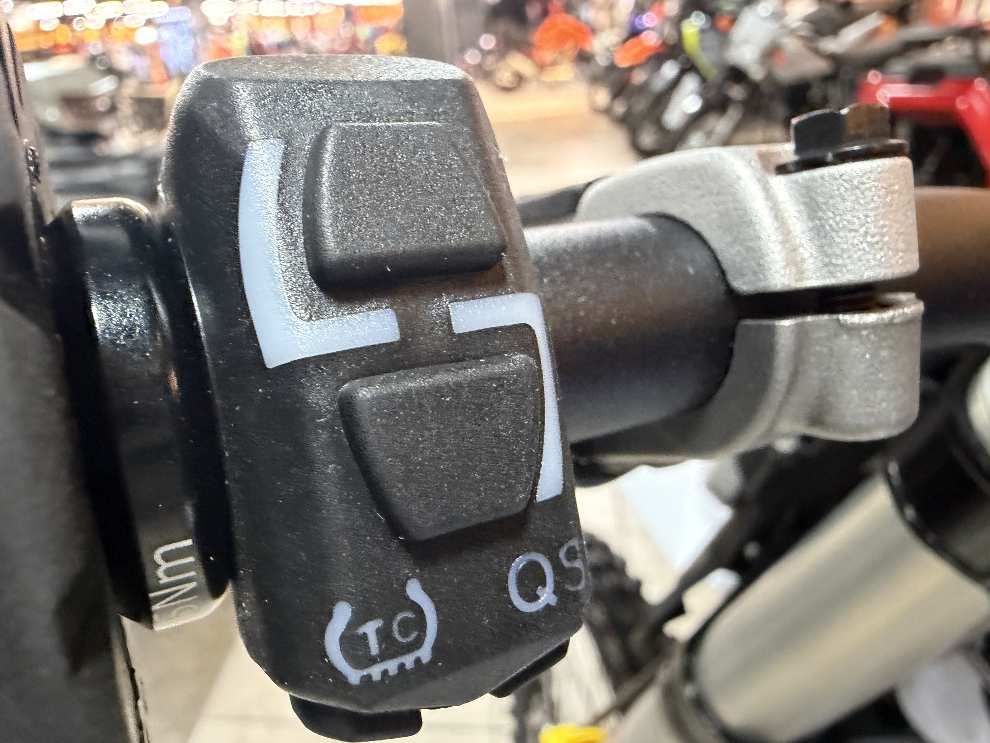2027 Husqvarna FC 450 DIRT BIKE