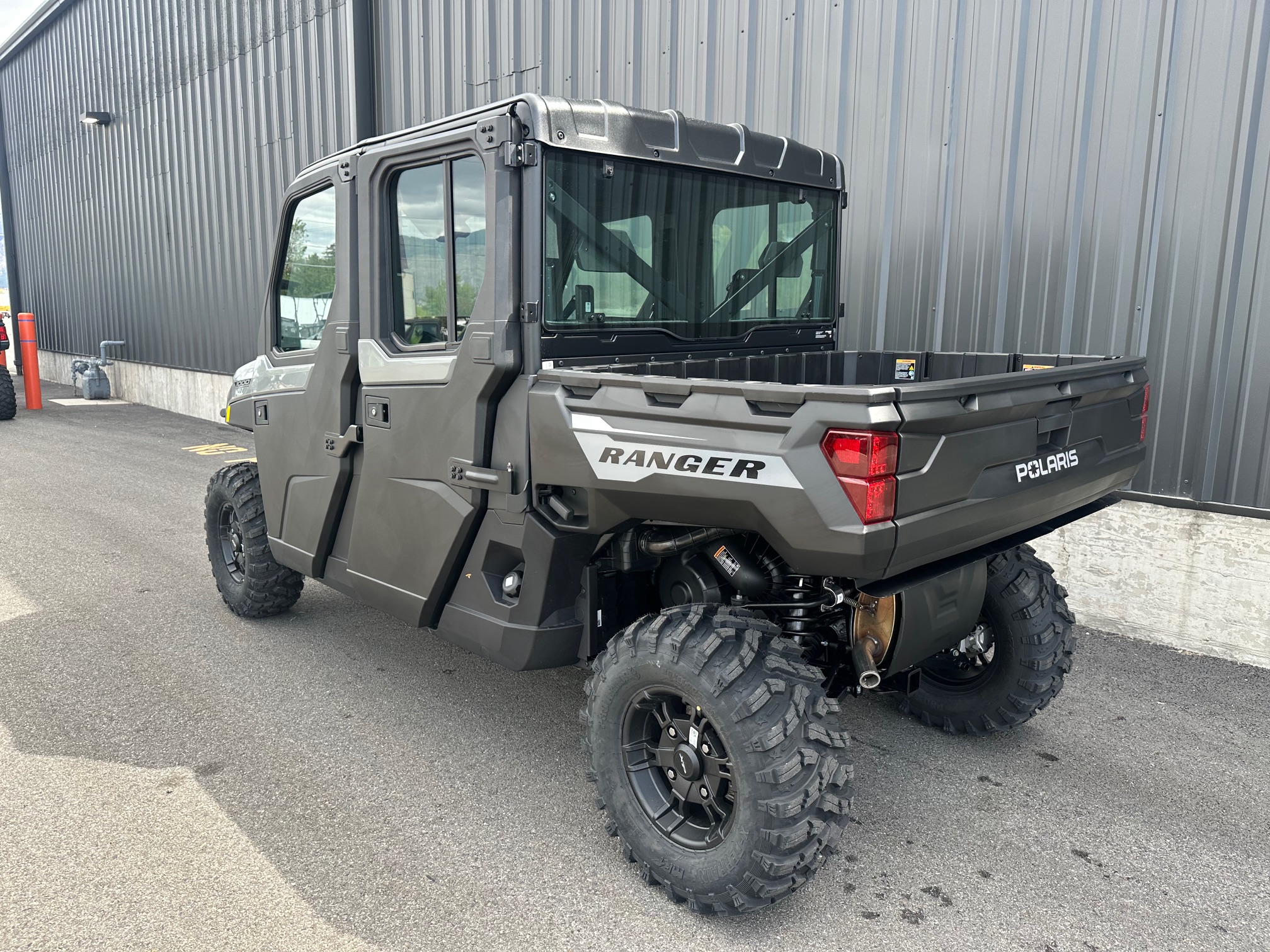 2027 Polaris RANGER CREW XP 1000 CAB UTV