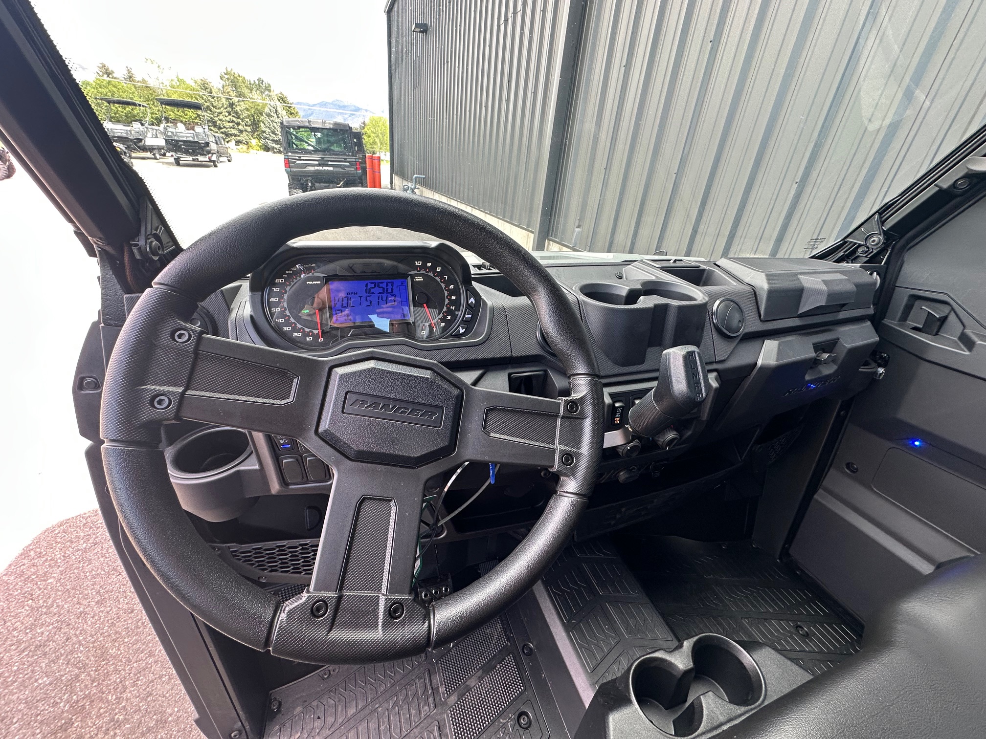 2027 Polaris RANGER CREW XP 1000 CAB UTV