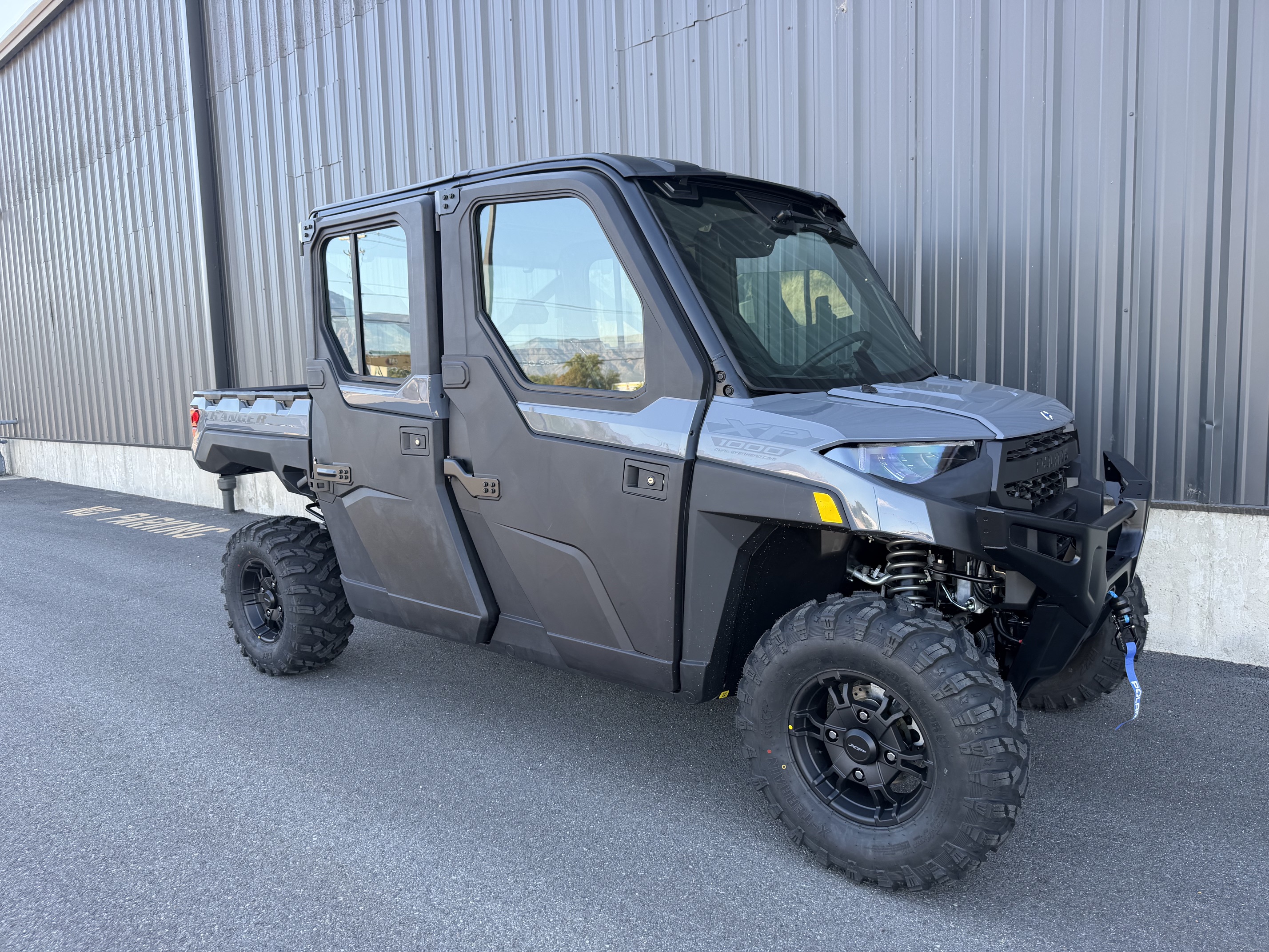 2027 Polaris RANGER CREW XP 1000 NorthStar Premium UTV