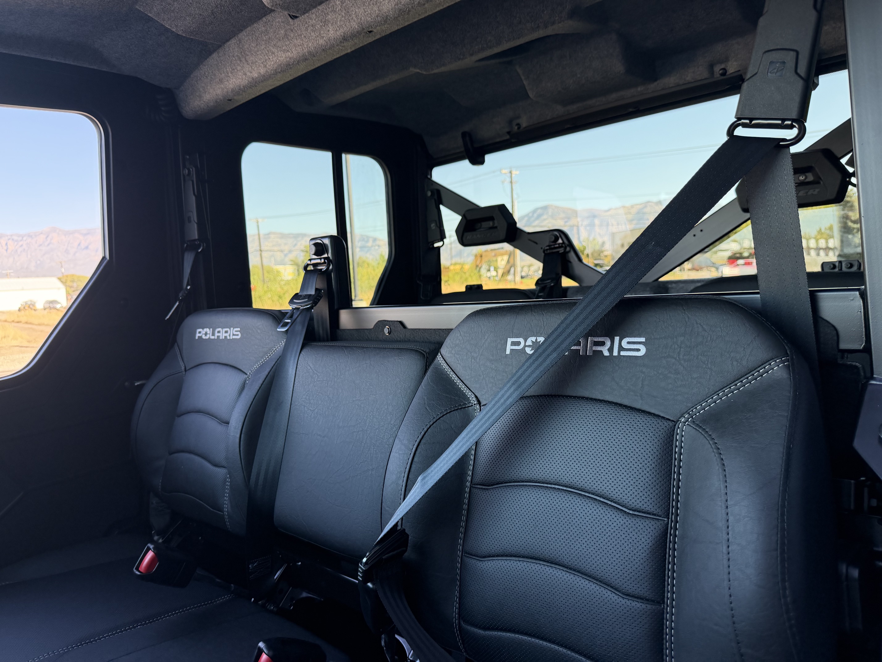 2027 Polaris RANGER CREW XP 1000 NorthStar Ultimate UTV